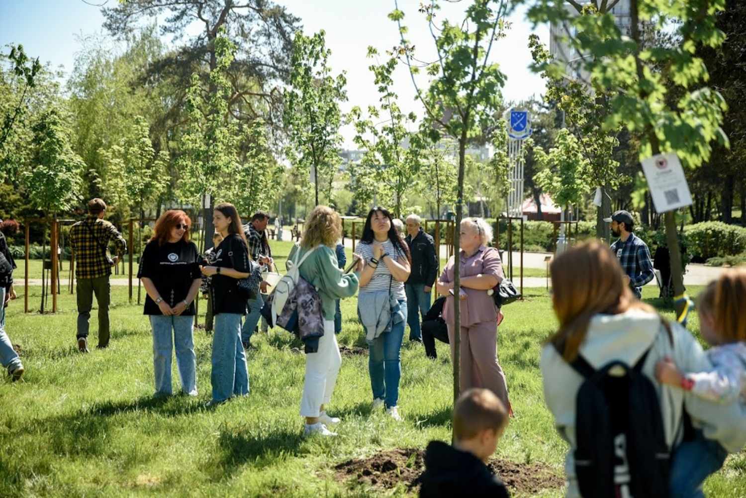 У Дніпрі на «Алеї пам’яті» висадили 18 кленів на честь полеглих воїнів