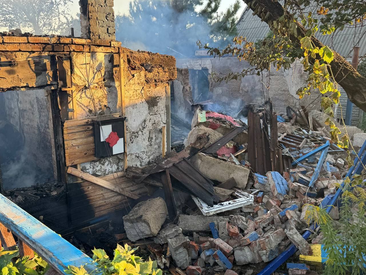 Внаслідок комбінованої атаки Росії на Дніпропетровщину пошкоджені інфраструктурні об’єкти у Дніпрі та Павлограді, підприємство й АЗС у Нікопольському районі. Попередньо, без жертв.