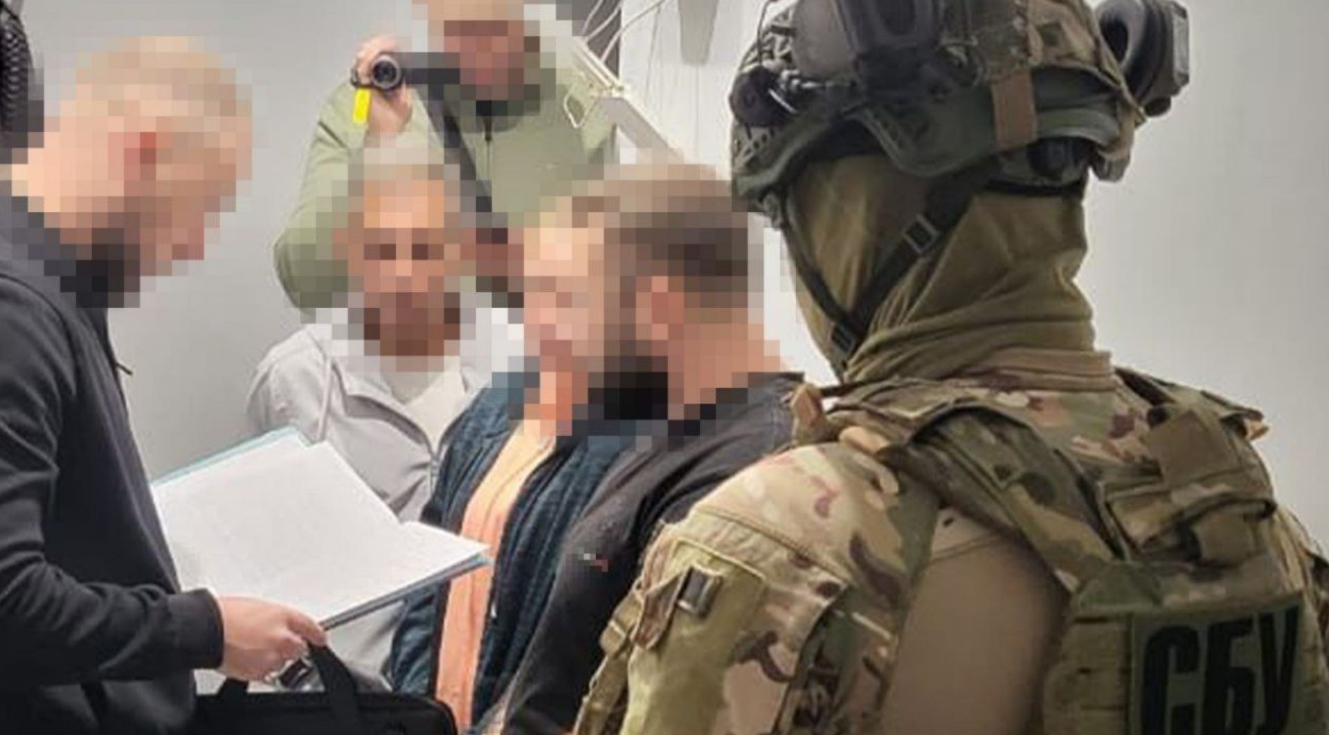 Затримання частини групи