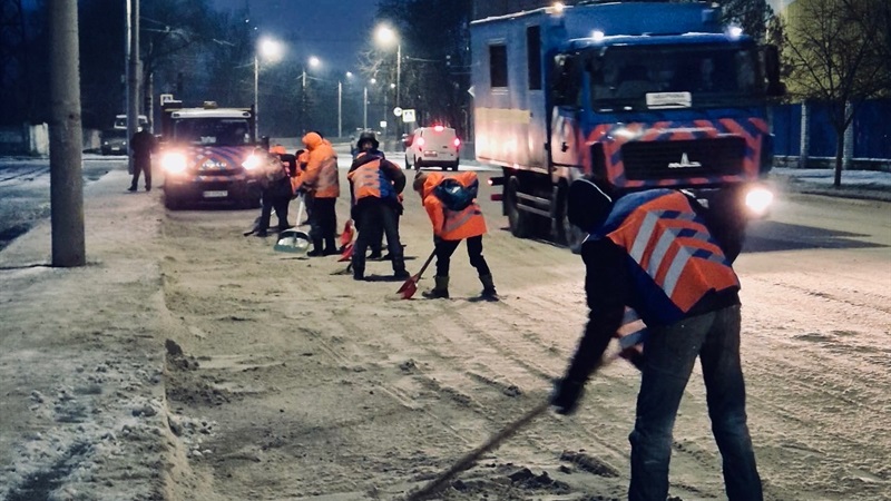 У Дніпрі після атаки російського дрона тимчасово змінили організацію руху на вул. Князя Ярослава Мудрого