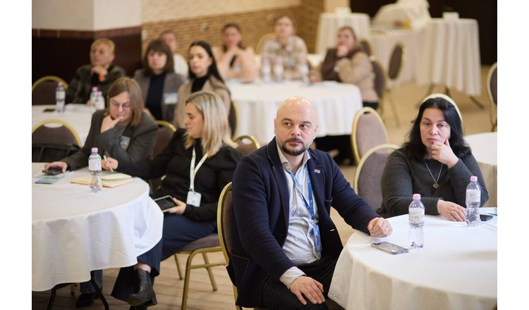 alt="Фото надане БО «Українська Освітня Платформа»"