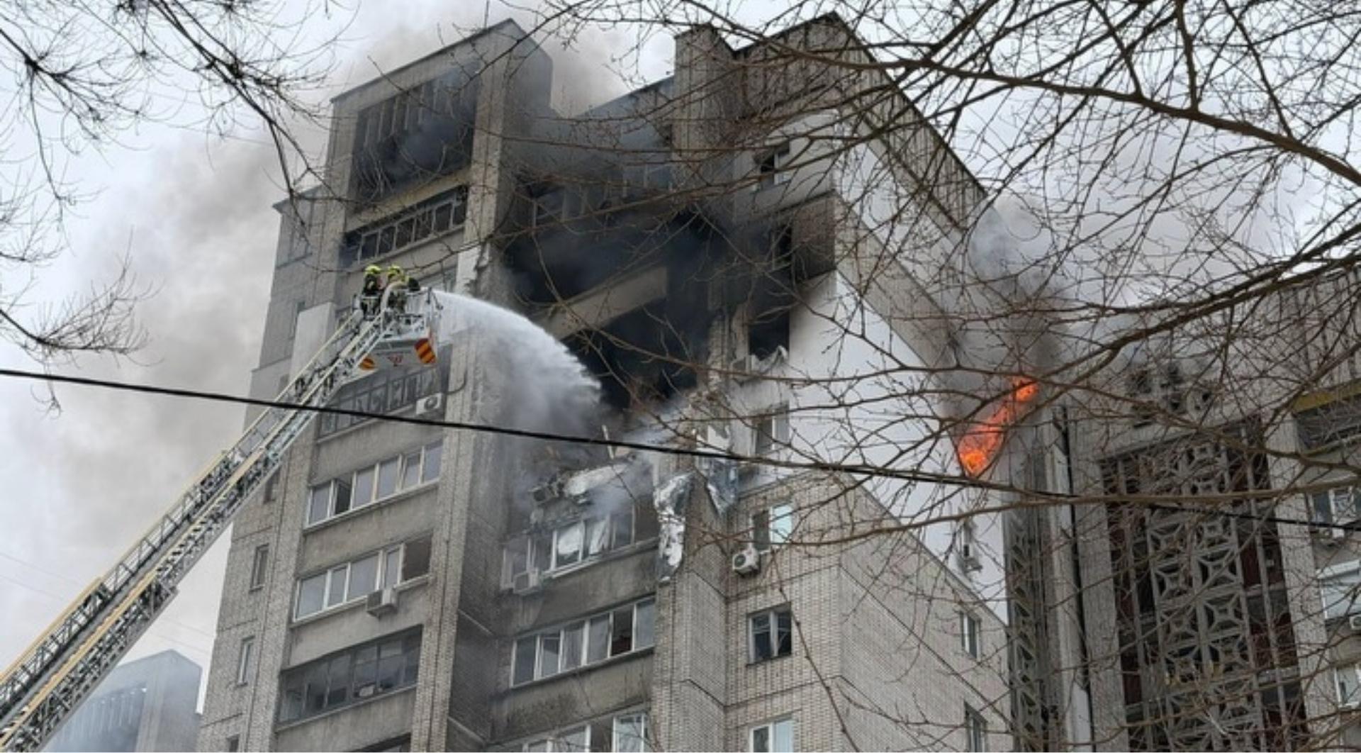 У Дніпрі оголосили тендер на документацію пошкодженого будинку